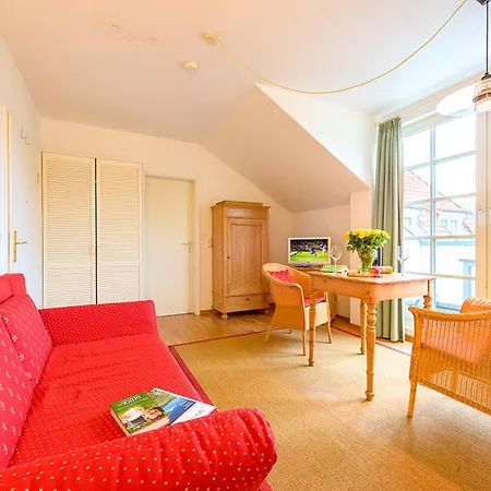 Haus Baltic, Elbraechter Nr 23 * Sellin (Rugen)